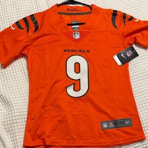 Nike women’s Orange Bengals Jersey